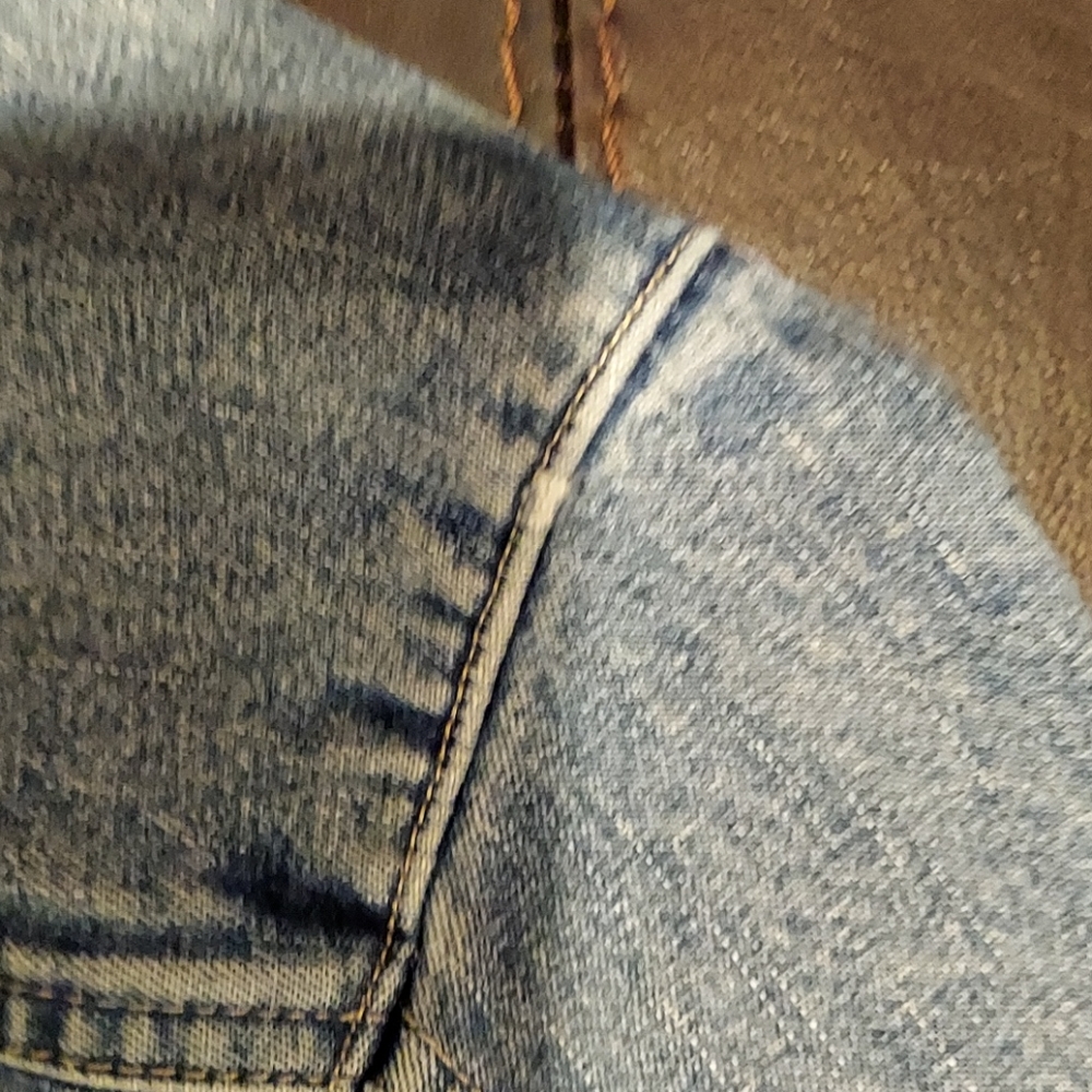 Denim jacket - Picture 4 of 5